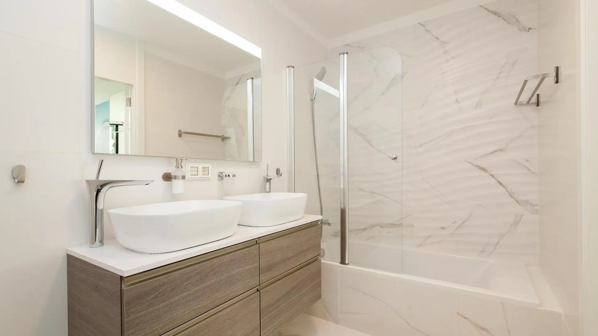 200M² New Villa D With Private, Heated Pool And Amazing Ocean View. Costa Adeje